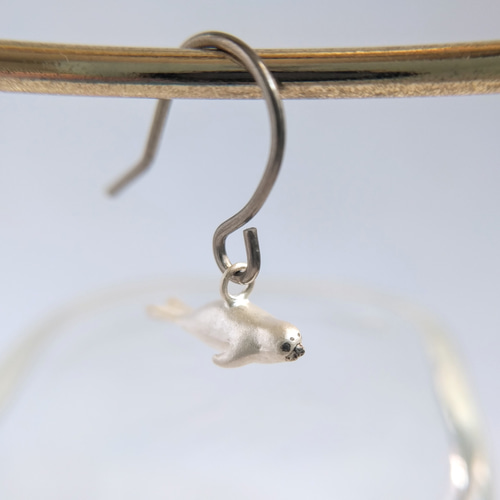 アザラシの赤ちゃん ネックレス・ピアス・リング ネックレス