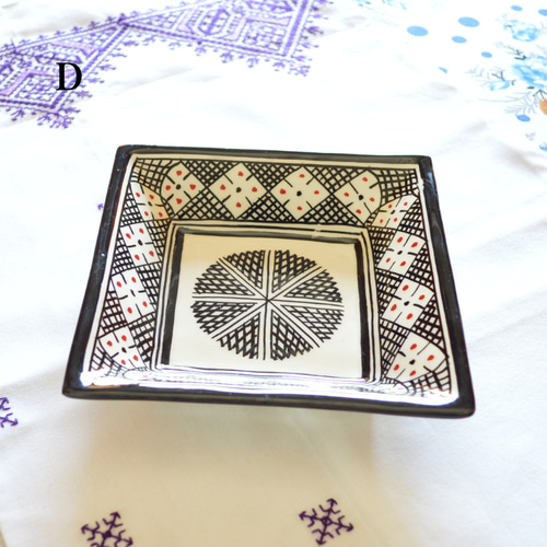 20％オフ！角深皿15 4種類／モロッコ・フェズの手描き陶器 深鉢 小鉢