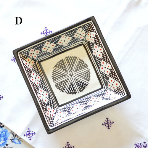 20％オフ！角深皿15 4種類／モロッコ・フェズの手描き陶器 深鉢 小鉢