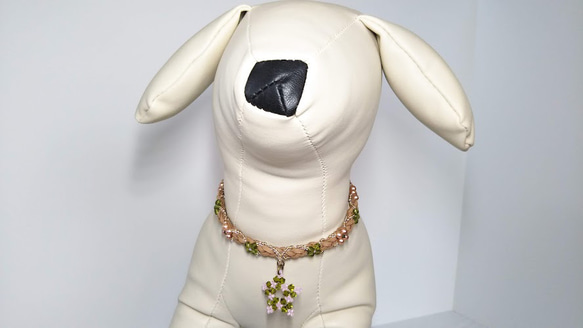 スター☆チャーム（オリーブ）25cm～32cm　ビーズチョーカー　犬　猫 2枚目の画像