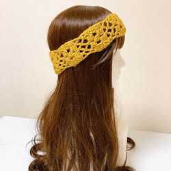 ヘアバンド　マスタード　手編み　1年中　ハンドメイド　透かし模様　ヘッドドレス　オールシーズン　ゴールド系　ゆったり 3枚目の画像