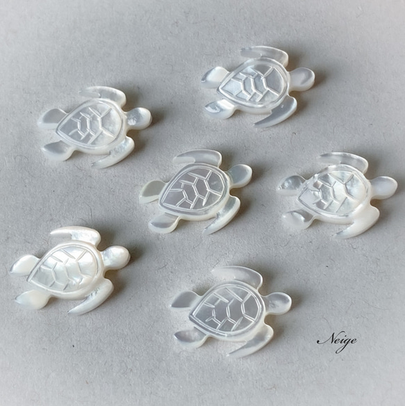 高品質ホワイトシェルAAA 亀シェイプ17×13×3mm 1個 天然石パーツ販売