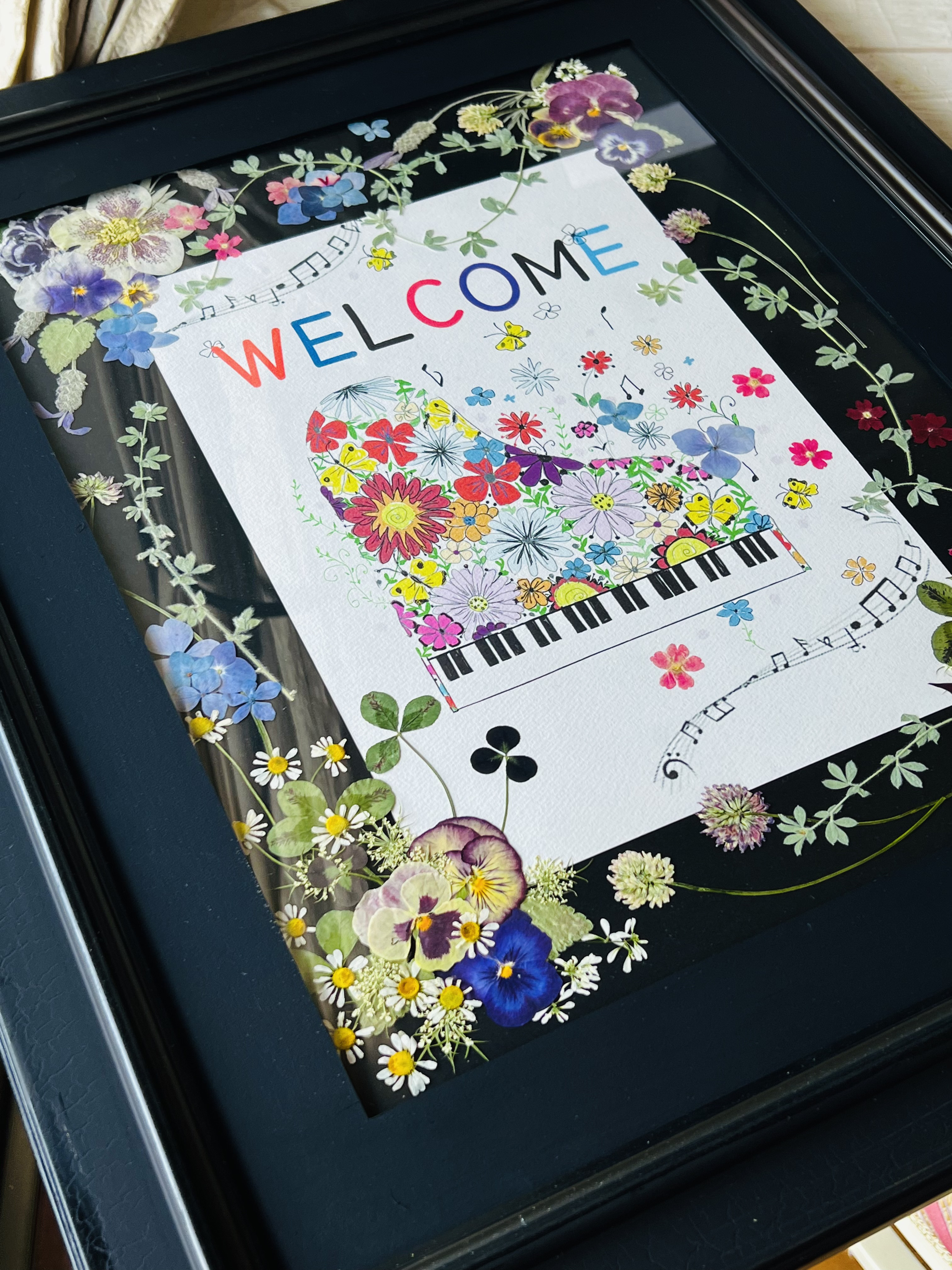 ピアノ発表会、ピアノ教室ウェルカム押し花フレーム、日時やお教室名の文字入れも