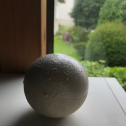 球のオブジェ　white 2枚目の画像