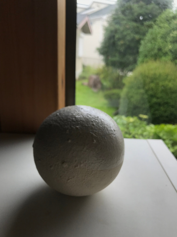 球のオブジェ　white 2枚目の画像