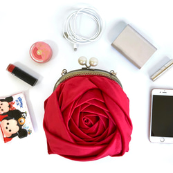 紅色玫瑰花口金包 肩背小包 側背包 斜背包 情人節禮物 女生禮物 老婆禮物 媽媽禮物 情人禮物 第9張的照片