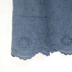 精緻蕾絲❣️荷葉邊袖刺繡圖案上衣（免費/共2色） 第3張的照片