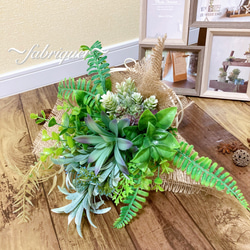 エアープランツ・多肉》〜フェイクグリーン〜（流木オブジェ）＊光触媒