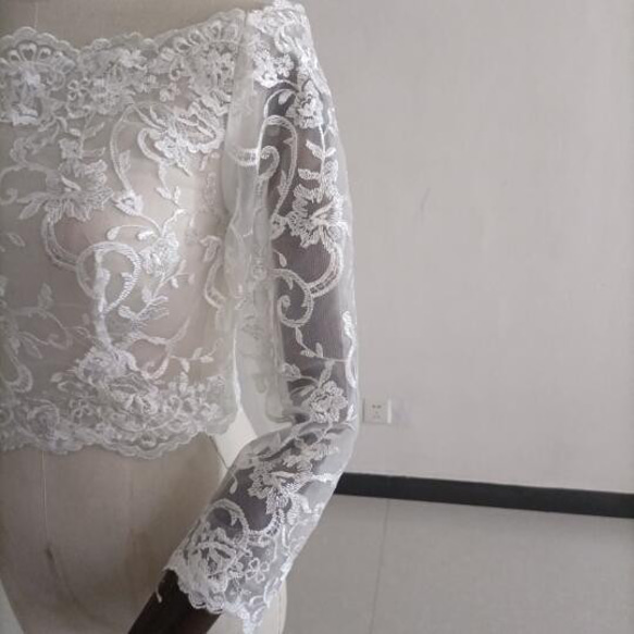 Bolero Elegant Bride 包扣長袖 第6張的照片