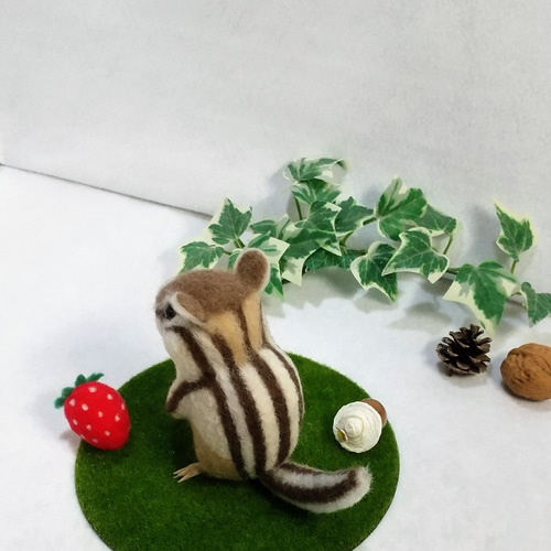 シマリス　羊毛フェルト 羊毛フェルト シマリス #needlefelt #needlefelting #feltart