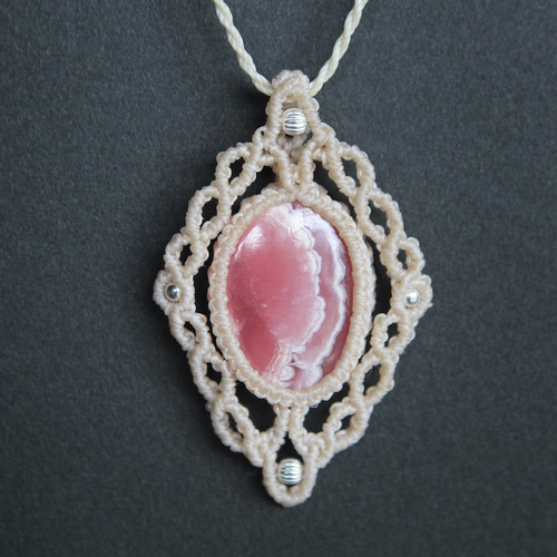 ロードクロサイト（インカローズ） 菱形 マイクロマクラメ ペンダント