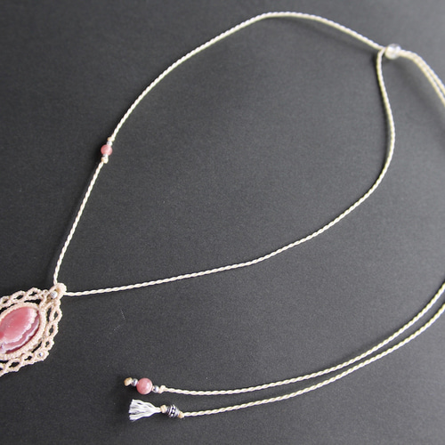 ロードクロサイト（インカローズ） 菱形 マイクロマクラメ ペンダント