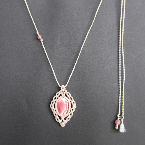 ロードクロサイト（インカローズ） 菱形 マイクロマクラメ ペンダント