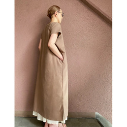 RATA ❤️常規長度❣️寬鬆棉麻連身裙❤️蓬鬆成人摩卡❤️簡約領口 第3張的照片