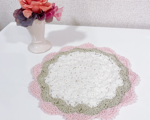 ドイリー1149❤️華麗な薔薇の花園とパールビーズのドイリー✨ カラフル小花 ドイリー レース編み （LACE Design Lab. | レース