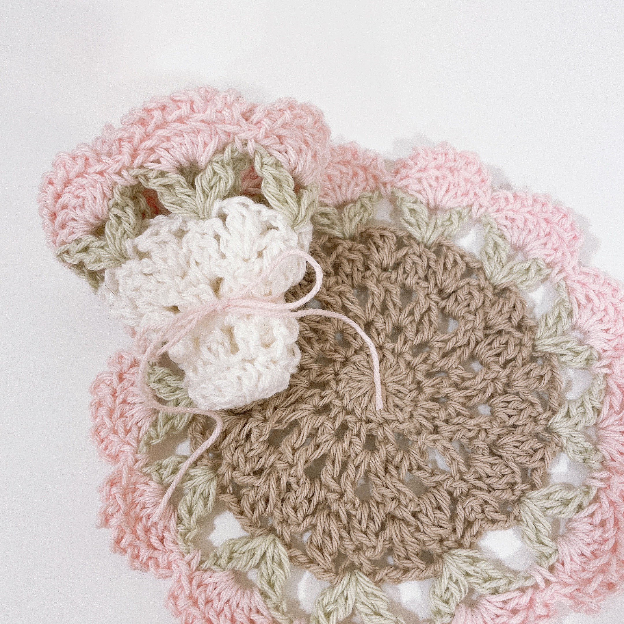 樹里レース編みドイリーお花モチーフホワイトハンドメイド