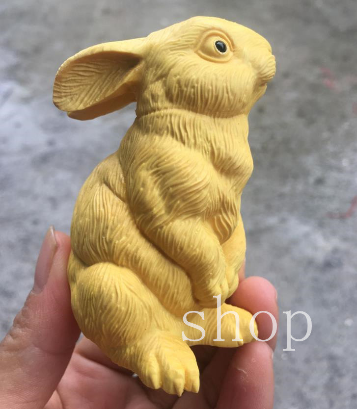 稀少逸品】ウサギ 東洋彫刻 天然木・置物・柘植製高級木彫り・細密彫刻