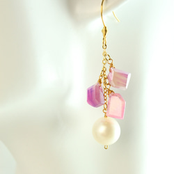 【超希少】超大粒パール ピンク×パープル☆バイカラームーンストーン 耳飾り 4枚目の画像