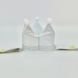 ミニ ベビークラウン スパンコール キラキラ  100日 ハーフバースデー  誕生日 王冠 あご紐 名入れ 1歳 4枚目の画像