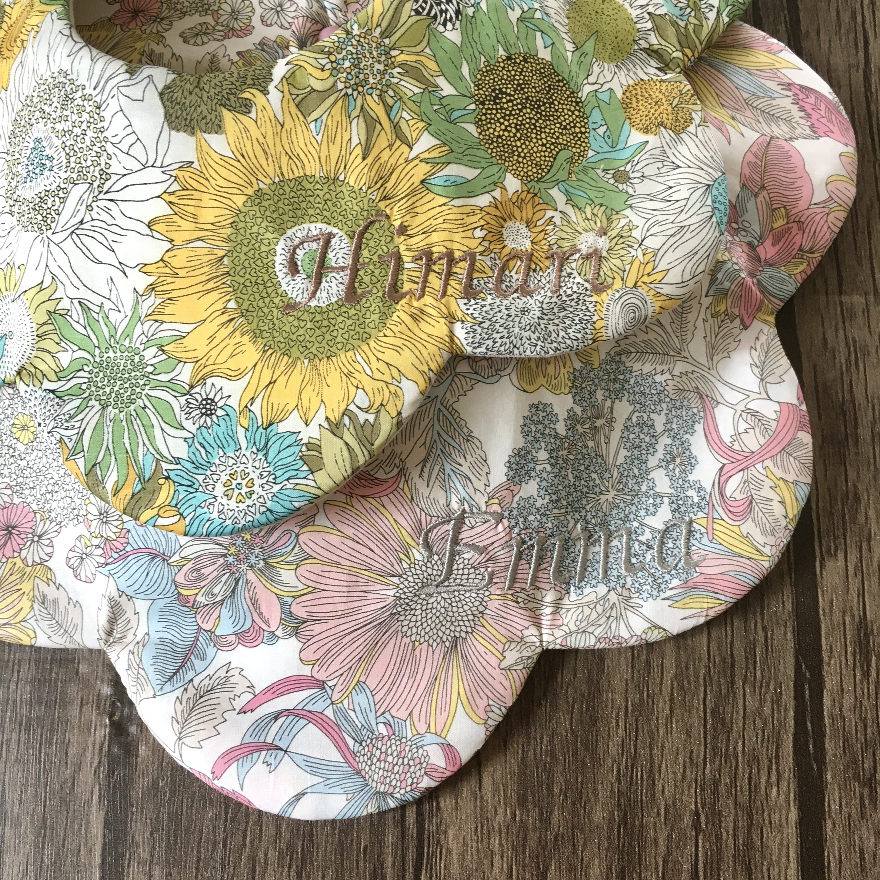 LIBERTY〜つけ襟スタイ〜名入れ無料 スタイ・よだれかけ Baby me 通販