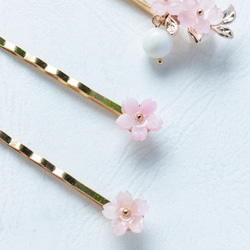 色が変わる　一粒桜とパール　飾りヘアピン4点セット　ヘアアクセサリー　髪飾り　 8枚目の画像
