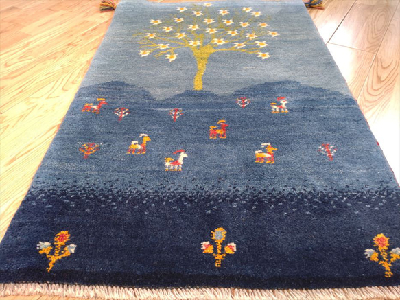 新規入荷】ペルシャ　ギャッベ　玄関マット　95×62cm 青　藍色　生命の木　花 6枚目の画像