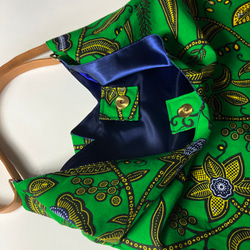 African print × Real leather Folding bag  つる草 2枚目の画像