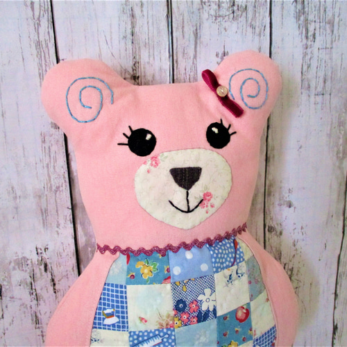 MANY ハンドメイド　クマのアップリケ付き暖簾 MANY ハンドメイド クマのアップリケ付き暖簾 Amazon.co.jp