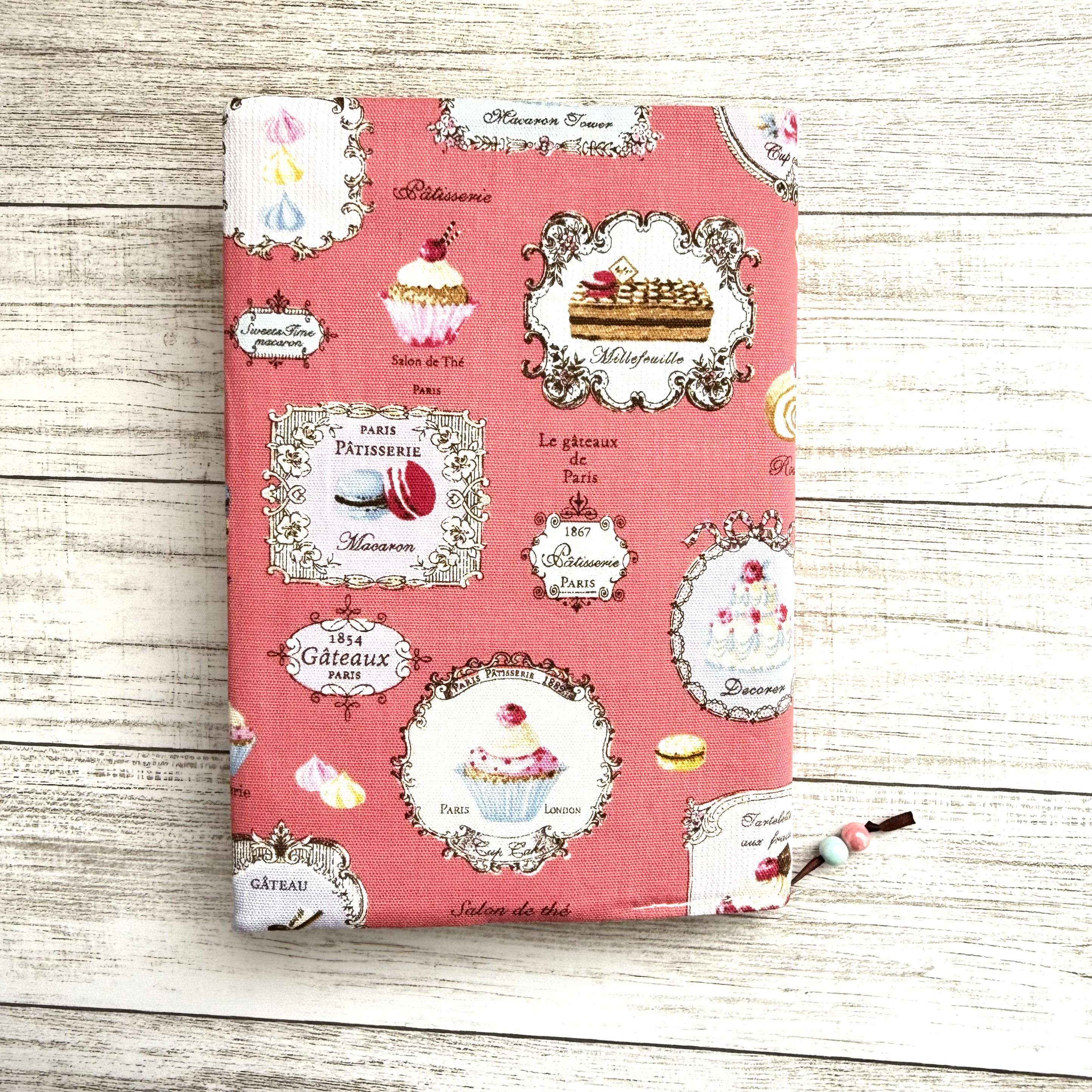 【スイーツマカロン】ブックカバーRDPK 単行本(四六判ハードサイズ)再販予定