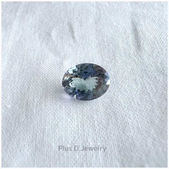 RA-019 バイカラーゾイサイト 3.20ct RA-019 バイカラーゾイサイト 3.20ct 天然石 +D 通販 14298409｜Creema