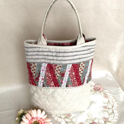 夏素材で爽やか！ナチュラルテイストのパッチワークバッグ トート