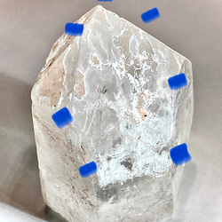 虹入り✨ キャルコパイライト（黄銅鉱）内包 クリスタル 水晶 ポイント