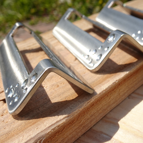 箸置き ステンレス製 3つ置き用 ～ Cutlery rest made of