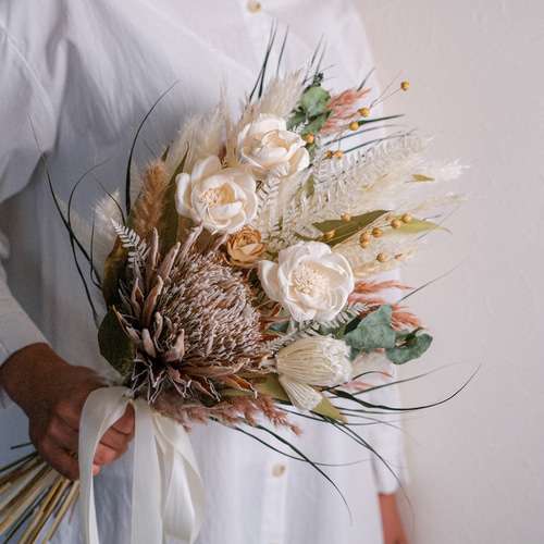 summer SALE】キングプロテアのホワイトドライフラワーブーケ＊ドライ