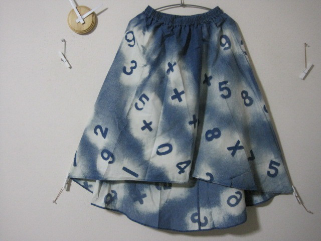１点  フレアスカート　螺旋【電卓ナンバー】 涼/薄手/ユラユラ/インディゴ/キュート/デニム/ワイド/バルーン