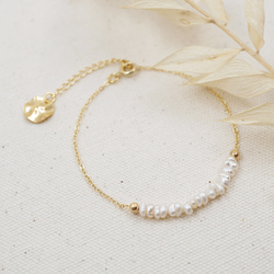 【 Cami Handicraft 】天然淡水扁珍珠配18K金手鍊-波浪圓款 第2張的照片