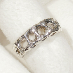 再生ダイヤモンドとSV925の指輪（リングサイズ：10号、ロジウム厚メッキ、オリジナルデザインの枠） 1枚目の画像
