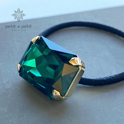 Many Thanks✴︎Creema限定 スワロフスキー®︎ Rectangle ヘアゴムorポニーフック エメラルド 4枚目の画像