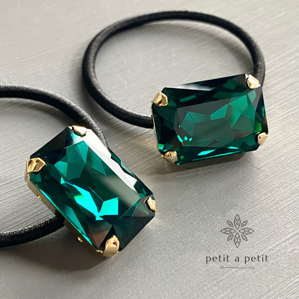 Many Thanks✴︎Creema限定 スワロフスキー®︎ Rectangle ヘアゴムorポニーフック エメラルド 6枚目の画像