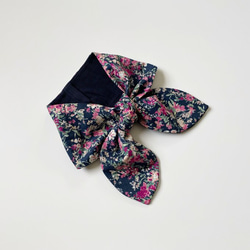 ♡ターバンにもなる夏のスカーフ♡使い方色々♪ 【保冷剤付き】小花柄　ネッククーラー　ヘアバンド　自然素材　綿100% 16枚目の画像