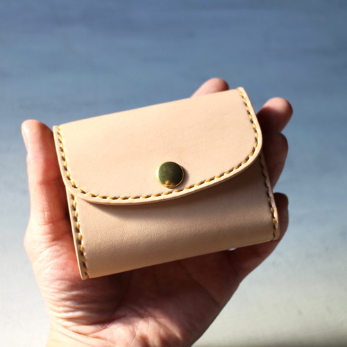 受注生産品】小さい三つ折り財布 ～栃木ヌメ～ 三つ折り財布