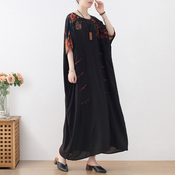 1点限り】シルク混 楽ちんで綺麗見えする ゆったり身幅の落ち感  