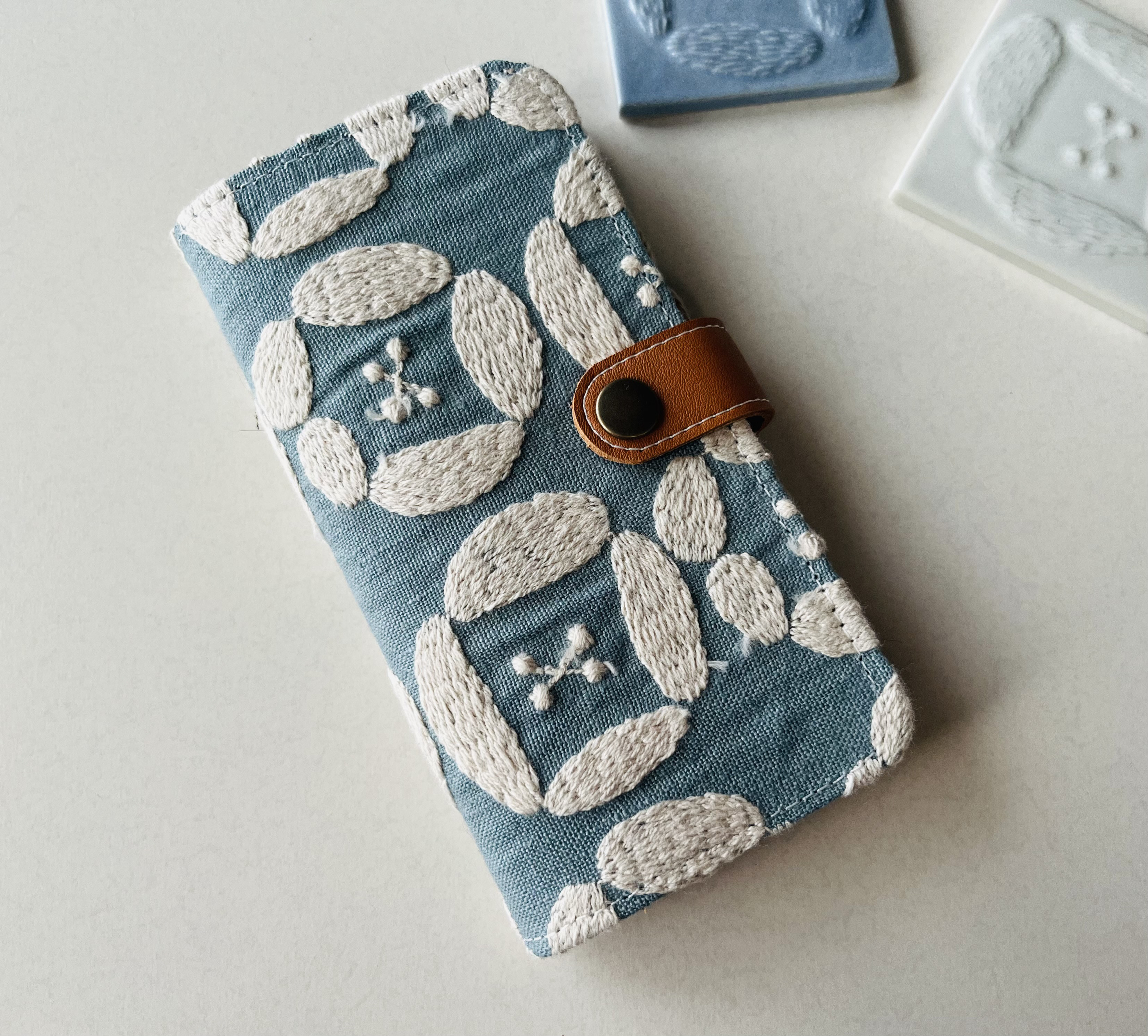 本革＆ミナペルホネン　手帳型スマホケース　ディア　dear 全機種作製可能