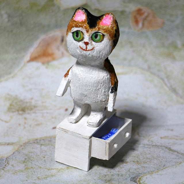 お魚隠したサビ&ミケネコ