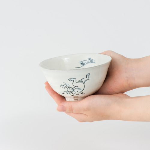 鳥獣戯画ふつうの飯碗(相撲うさぎ) 茶碗・めし碗 清雅堂工房「陶