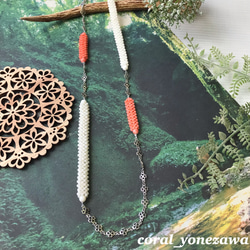 爽やか夏オススメのネックレス　珊瑚筒編み・花チェーン　オリジナルデザイン　ロングネックレス　R40717 3枚目の画像