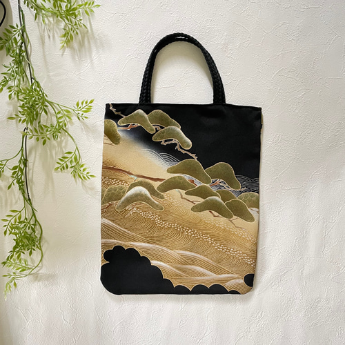 慶弔 リバーシブル 着物リメイク 鶴と松竹 トートバッグ 黒留袖