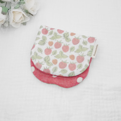 ふわふわガーゼハンカチ『いちご・やさい』優しい肌触りの8重ガーゼハンカチ 10×20cm ギフトにも☺ 3枚目の画像