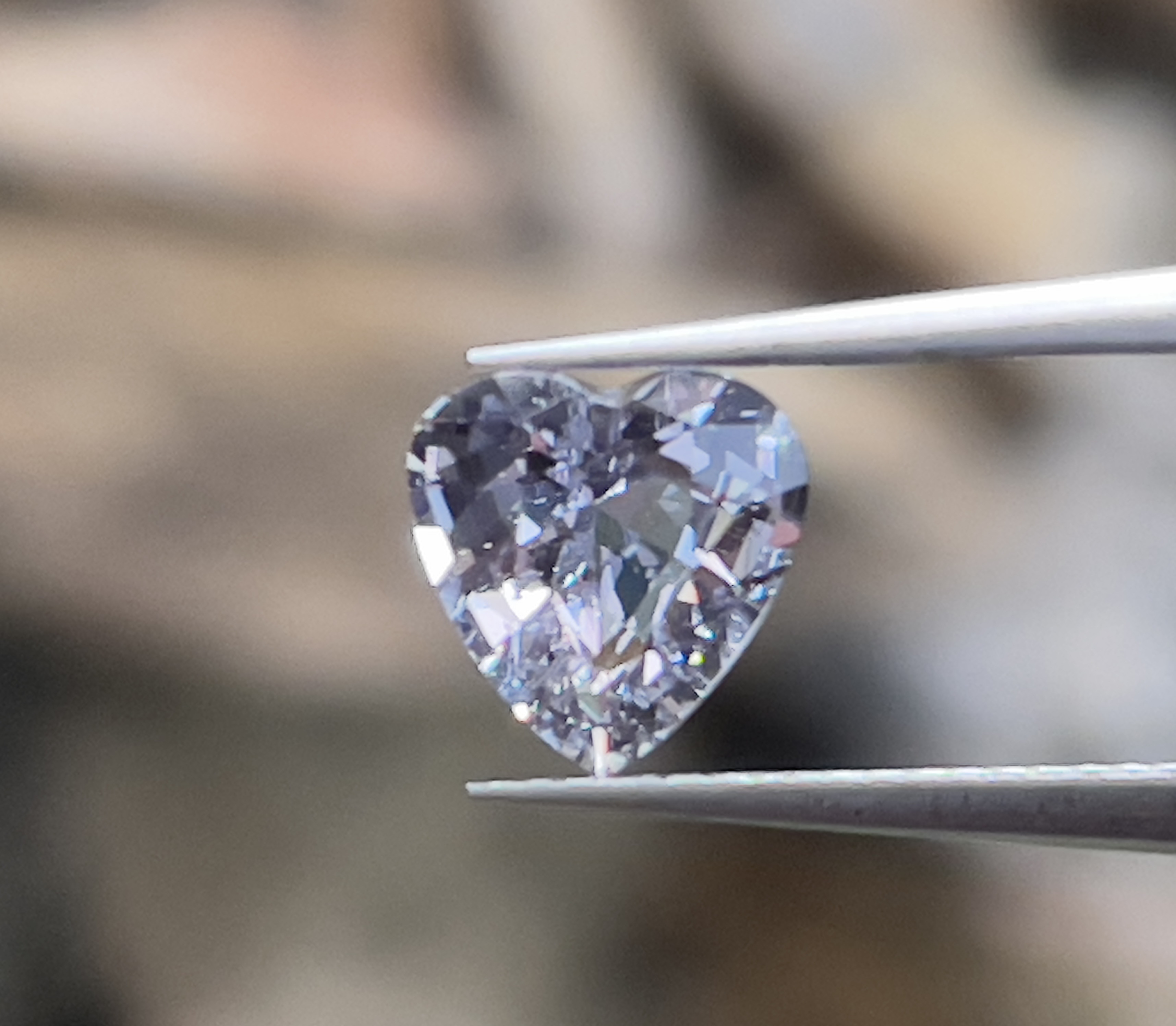 サファイア非加熱ピンクがかったライトラベンダーサファイア1.28カラットのハートカットの美しい天然宝石