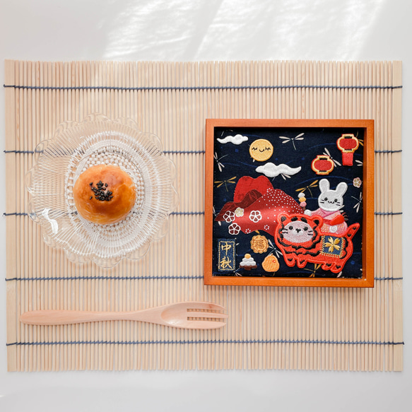 【中秋節】賞月祈福 木製刺繡托盤/DIY 材料包/成品訂製 第1張的照片